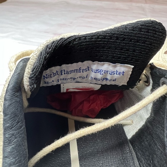 Puma- Ferrari Limited Edition Shoes sz 7.5 - Picture 14 of 14